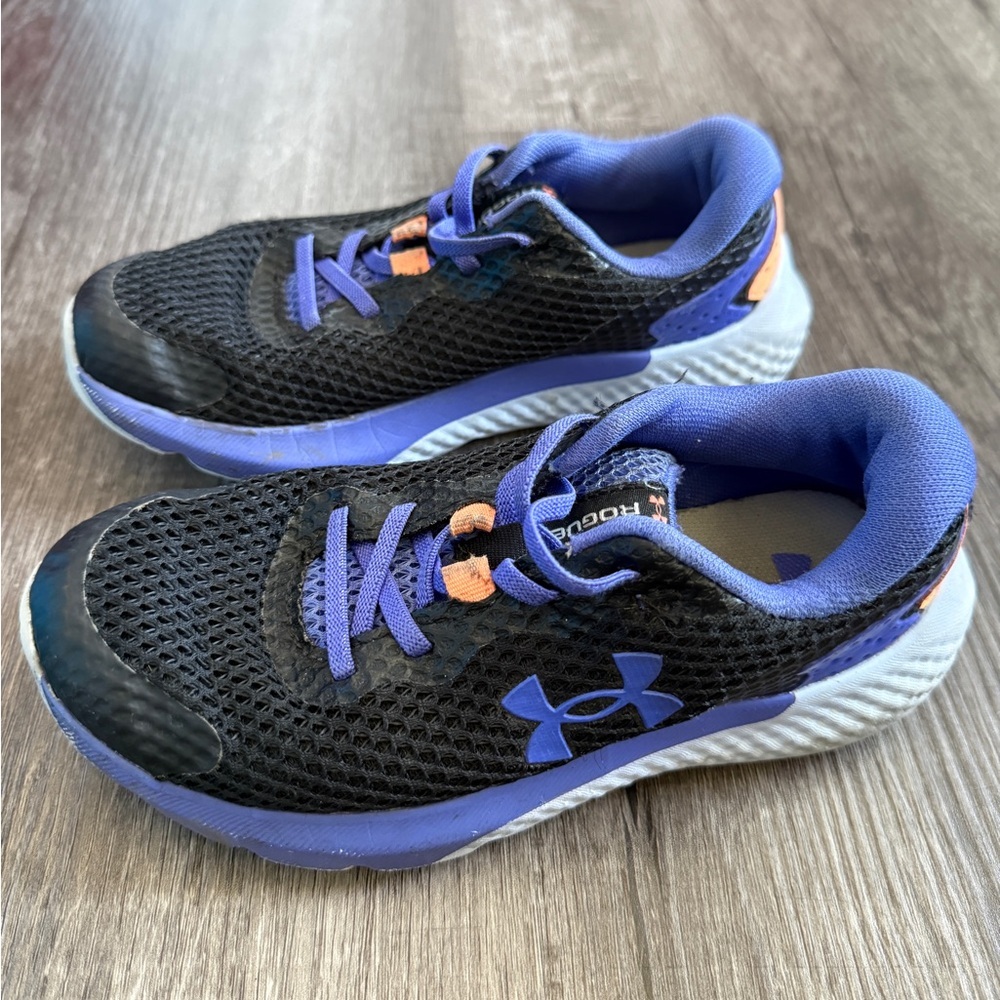 Under Armour Charged Rogue 3 Kids Running Shoes Size 13K – Black/Purple